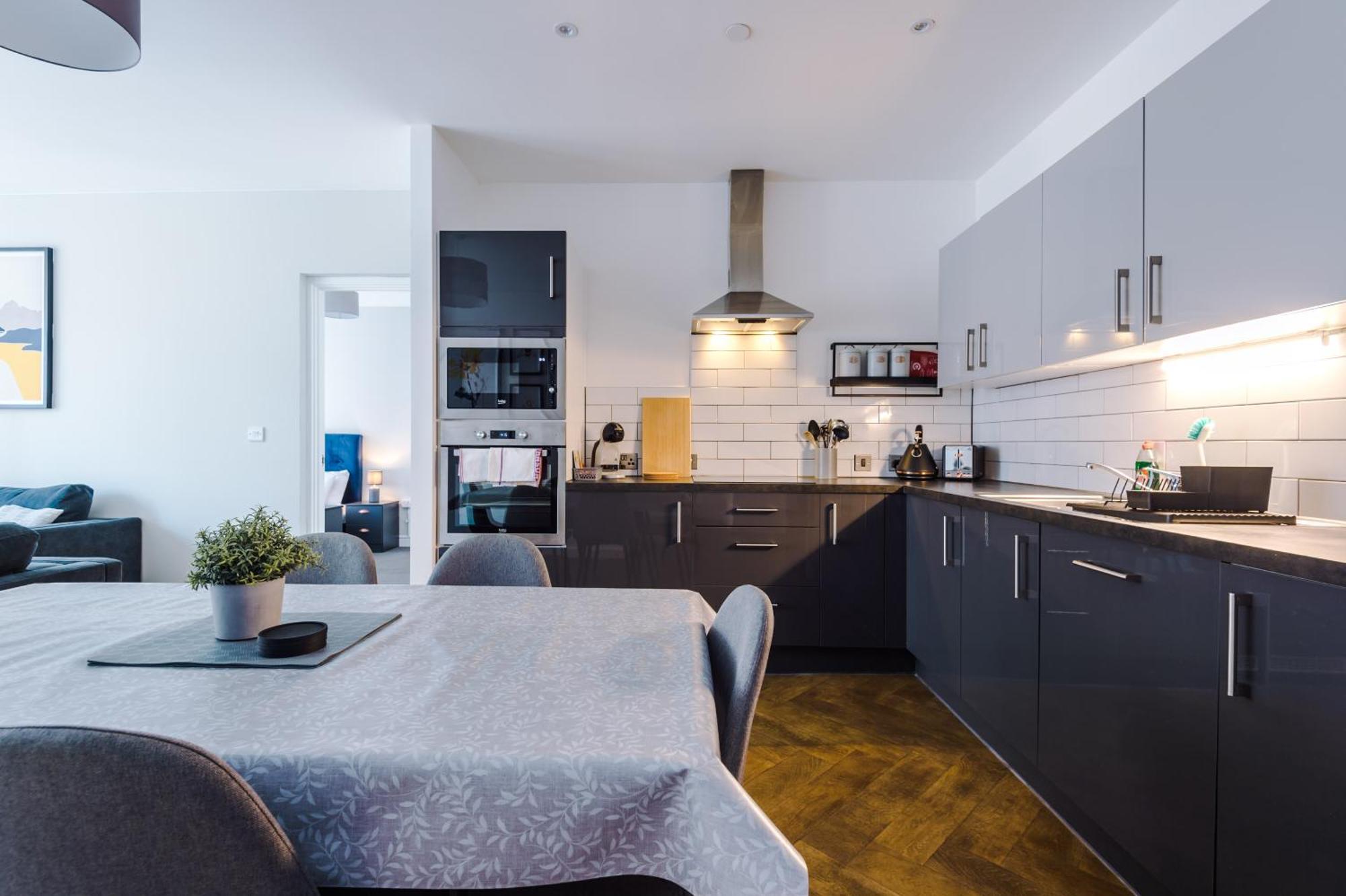 Hilltop Serviced Apartments - Ancoats Манчестер Экстерьер фото